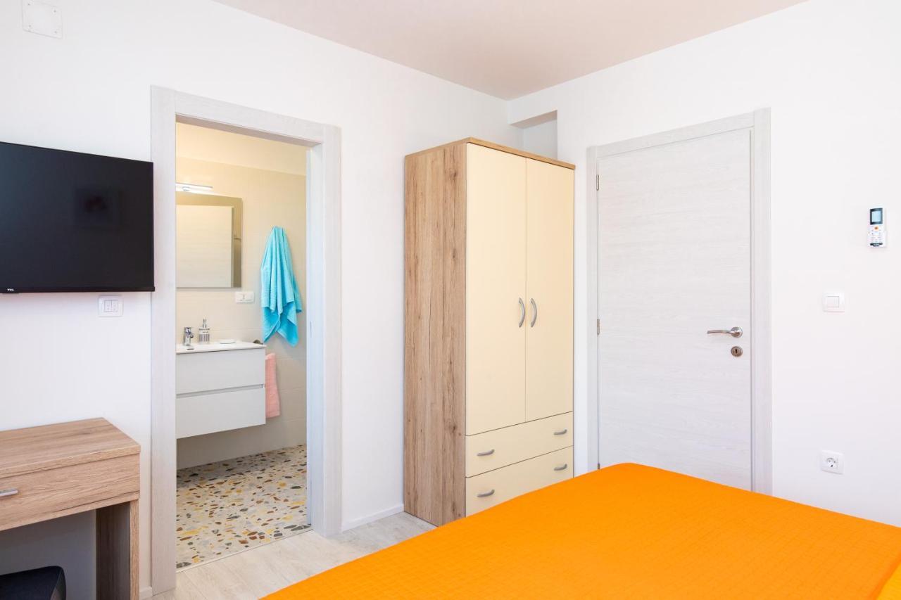 Apartman Ivona U Prizemlju マリンスカ エクステリア 写真